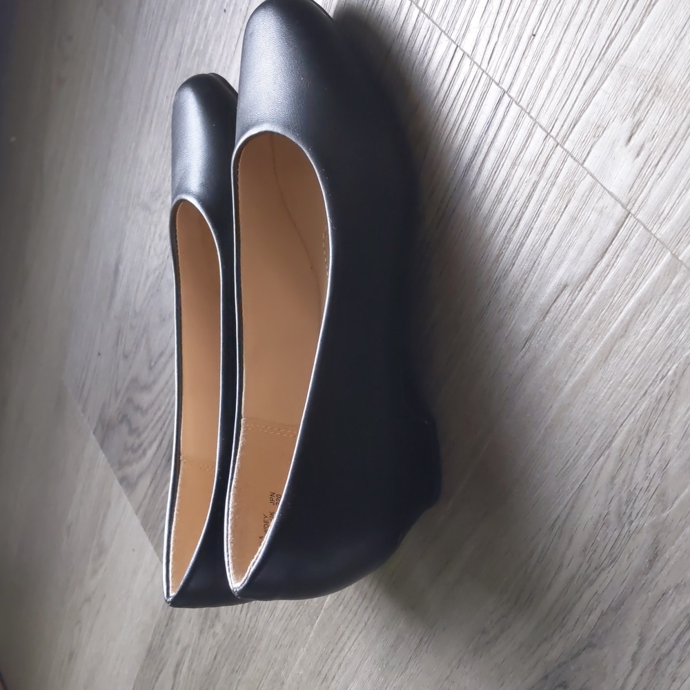 Dream pairs Mila kitten pumps 5